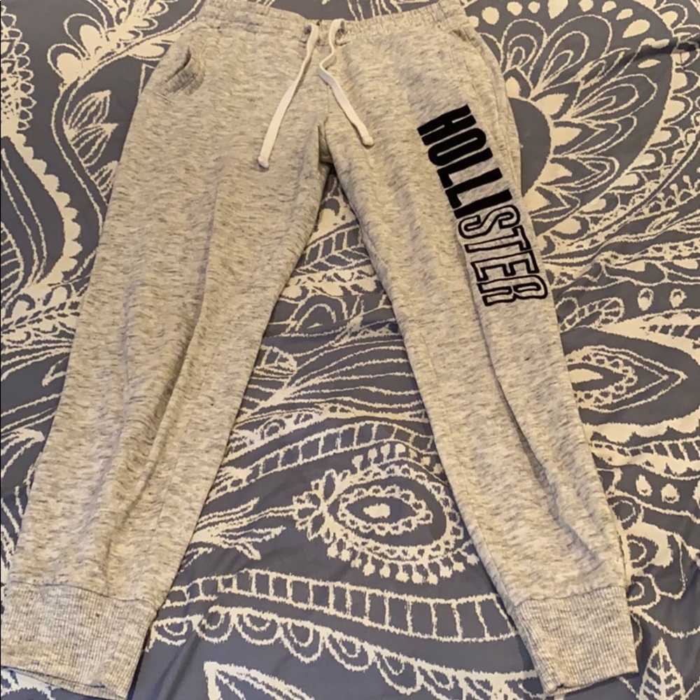 Gray Hollister sweatpants :)